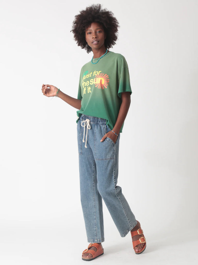 Classic Tee Sun Fun Graphic - Clover Green - Electric Rose