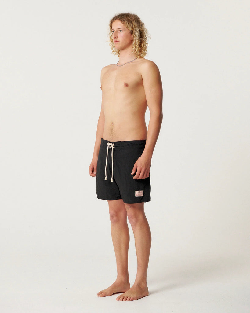 First Point 16" Boardshort - Vintage Black / Critical Slide